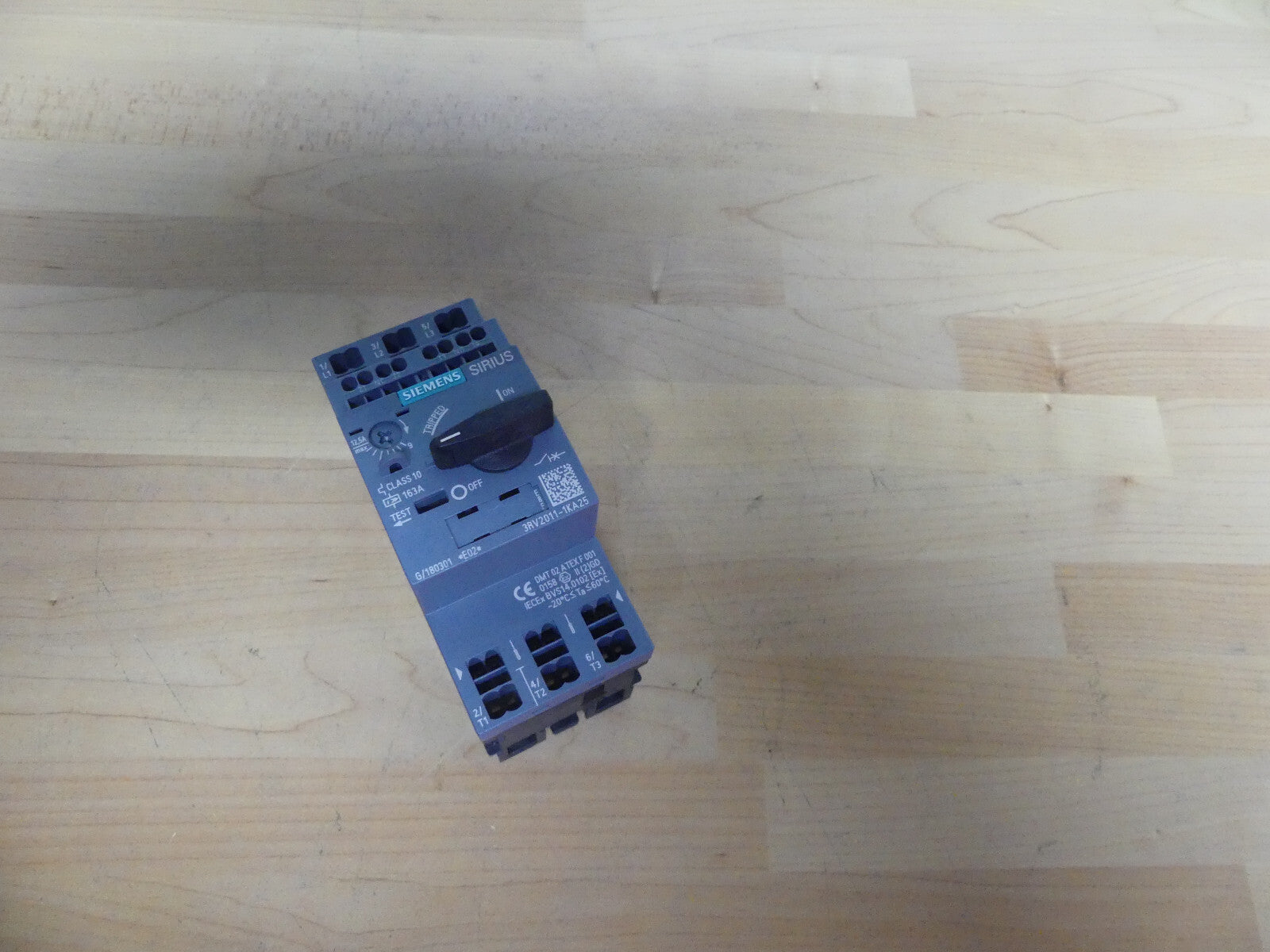 SIEMENS 3RV2011-1KA25