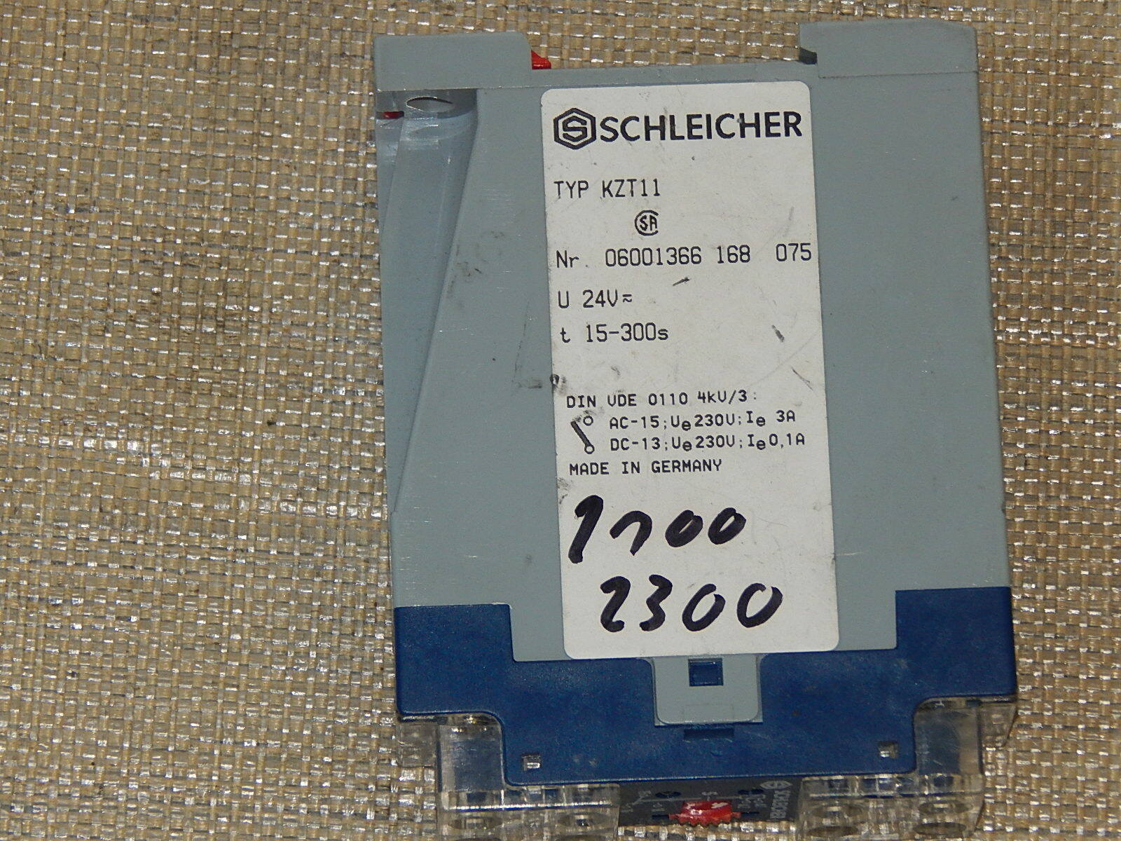  Schleicher Mikrolais Kompakt KZT11 Zeitrelais  t 15-300s used