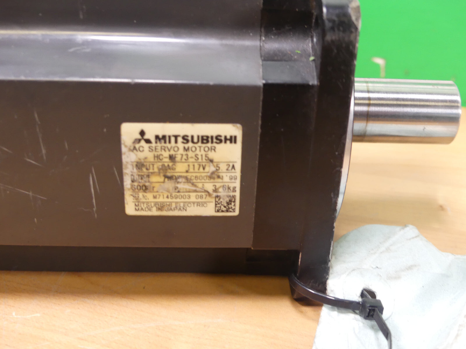 MITSUBISHI  HC-MF73-S15  used