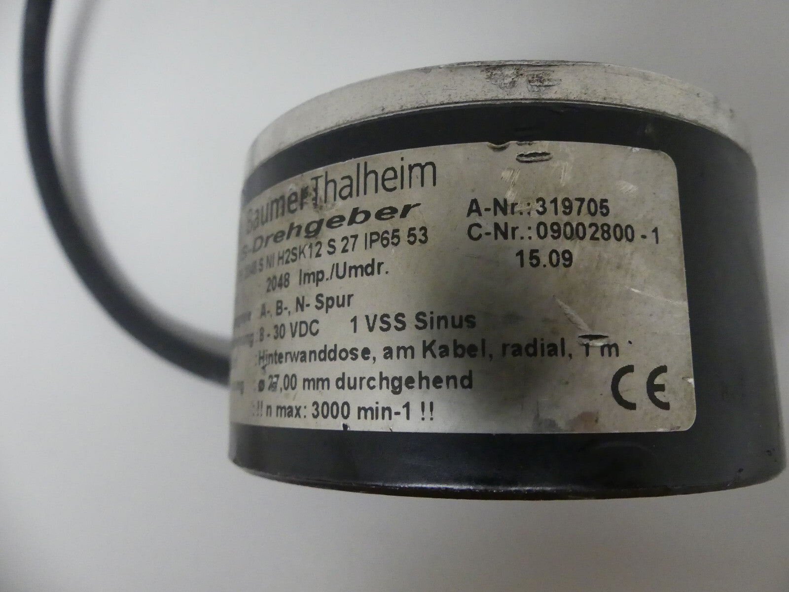 BAUMER THALHEIM SINUS DREHGEBER ITD 42 A 4 Y79 2048 NI H2SK12 S 27 IP65 53