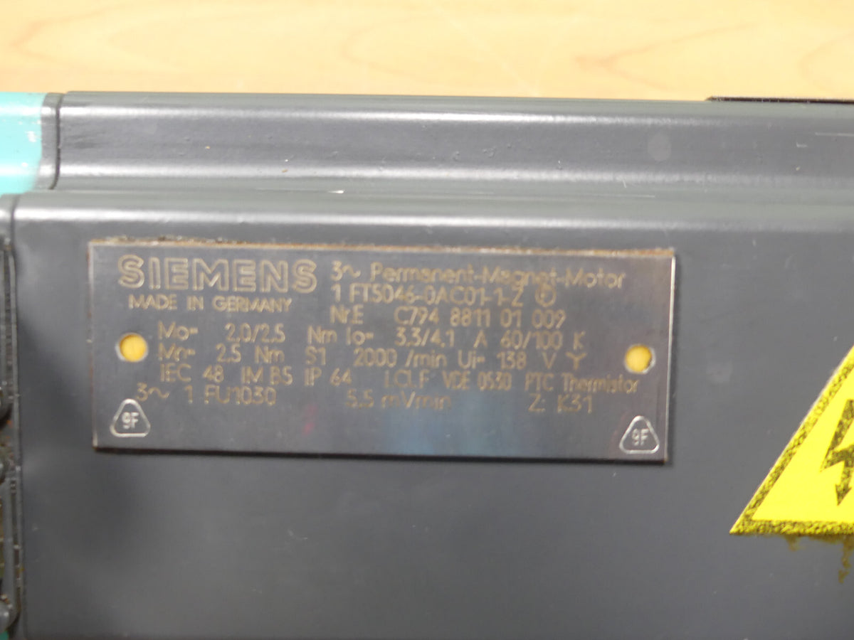 SIEMENS 1FT5046-0AC01-1-Z mit HEIDENAIN ROD 426B.011-1250