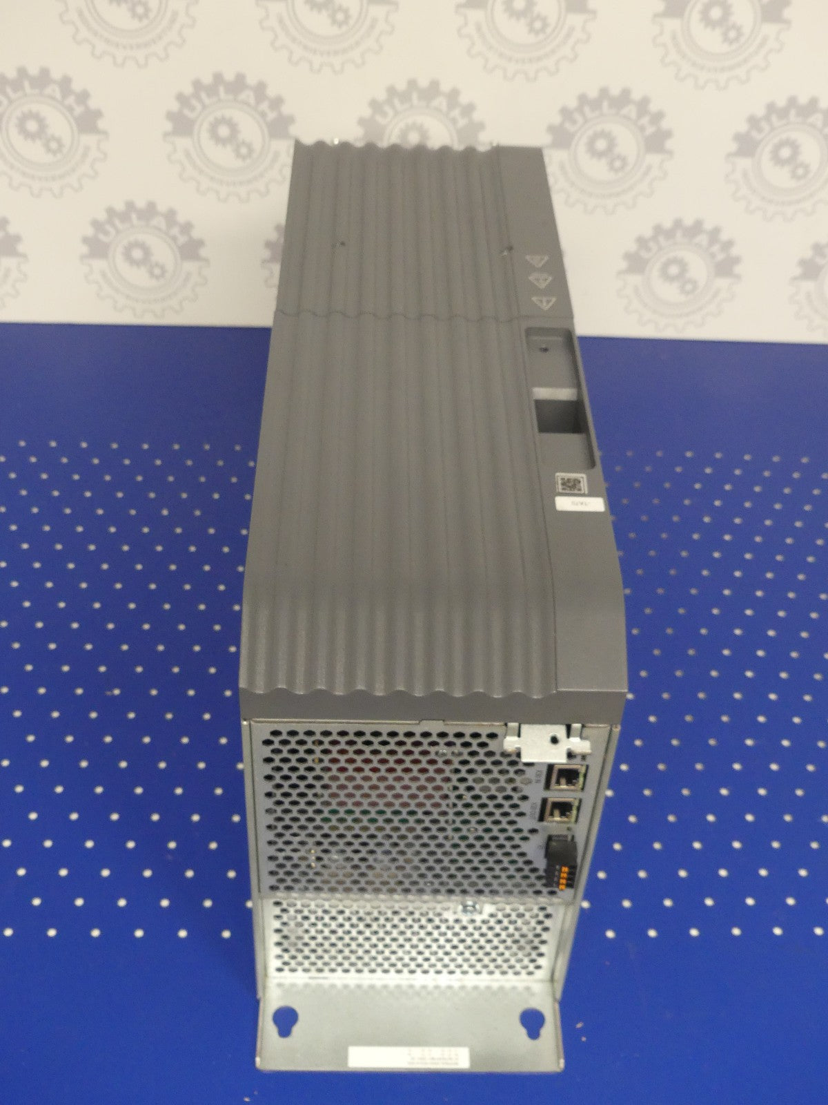 SEW EURODRIVE  MDP90A-0500-503-4-000