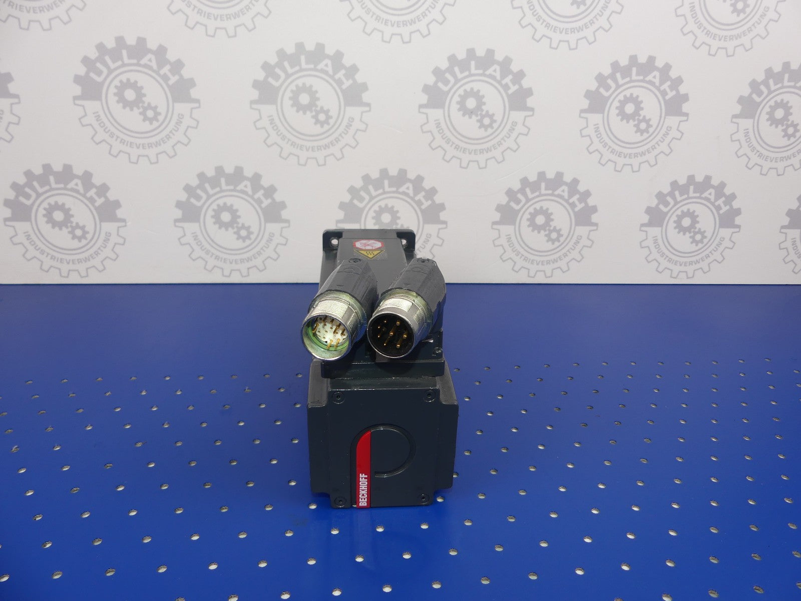 BECKHOFF AM8033-0E31-1001