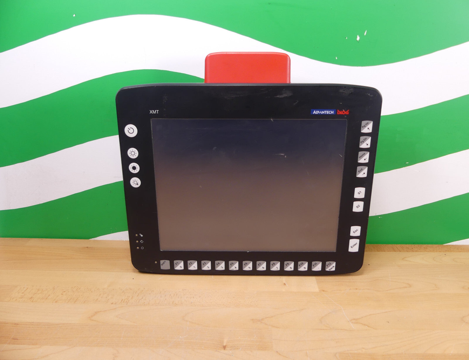 ADVANTECH DLOG XMT 5/10 165CXXXXL   mobiles Terminal SVGA