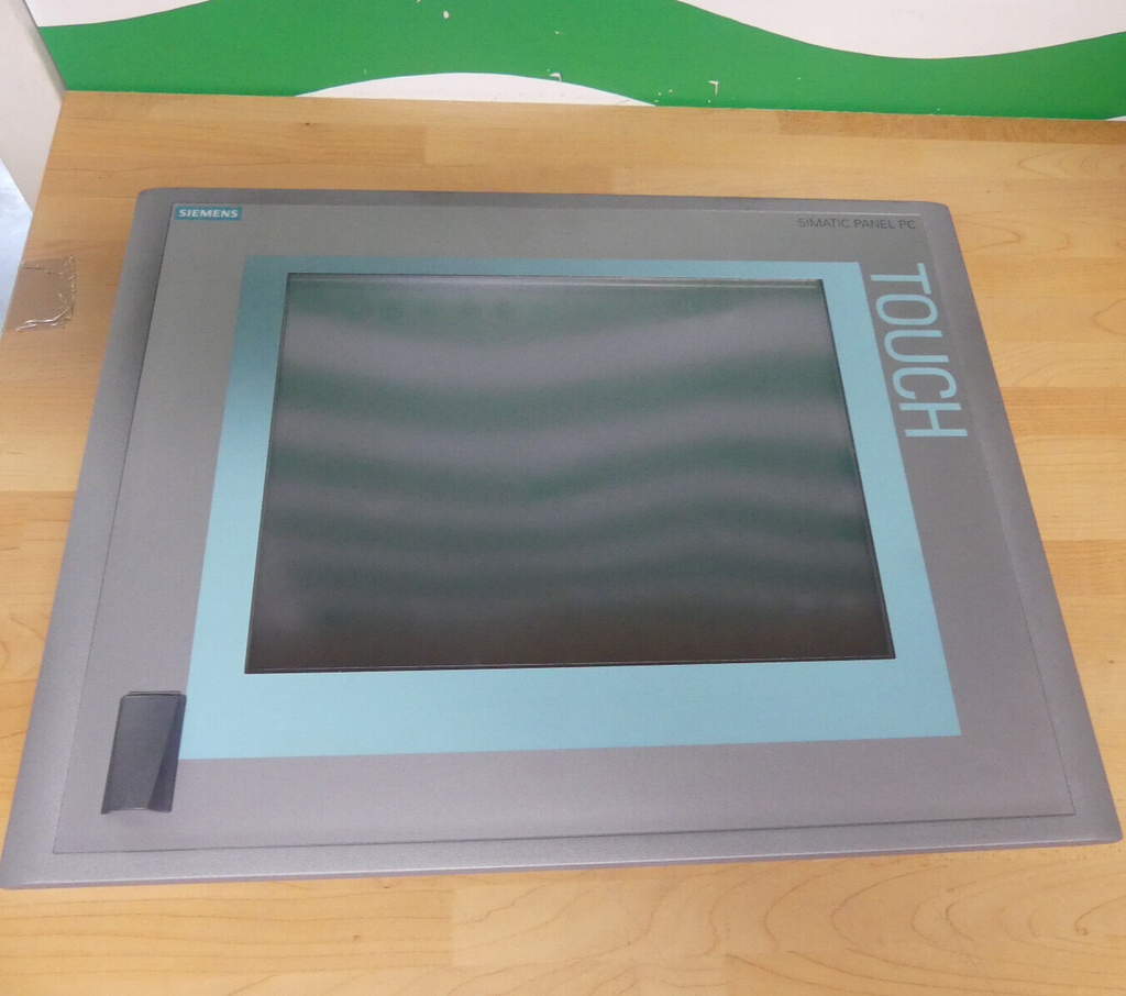 siemens  Simatic HMI ipc 477c  6av7884-0ae12-3ba0