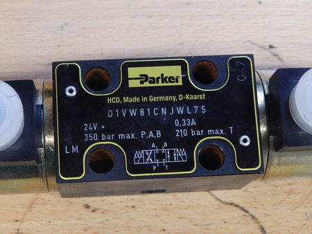 Parker D1VW81CNJW75 Wegeventil direktgesteuert Neuwertig 350 bar