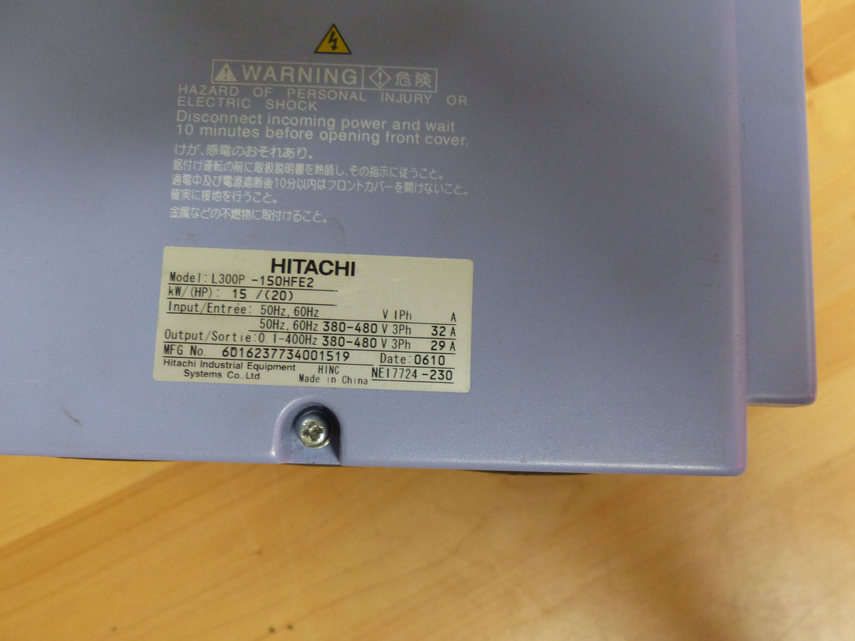 Hitachi Wechselrichter L300P-150HFE2 380V 15KW Beschädigt s.Bilder