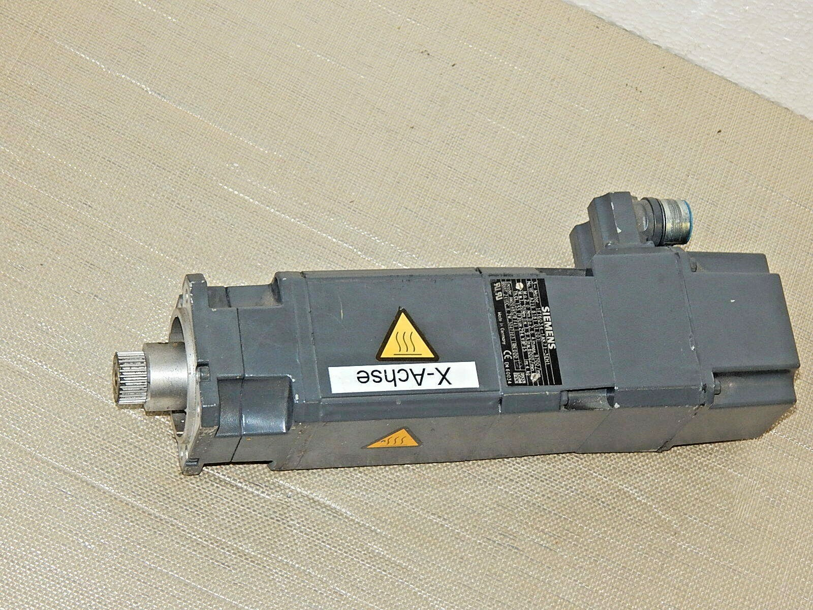 Siemens 1FT6034-1AK71-3EH1 Servomotor  Used