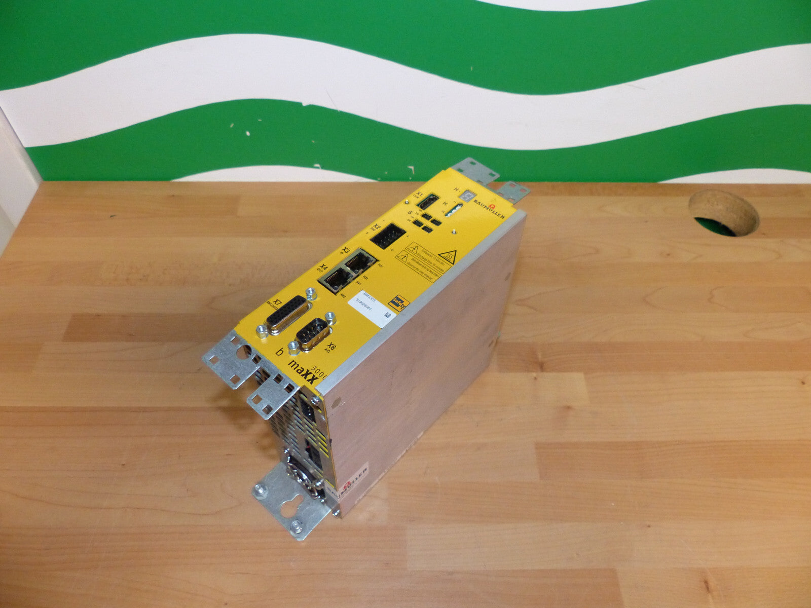 Baumüller BM3303-ST20-00500-B-11110-S02-01-E80-#00