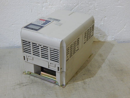  YASKAWA CIMR-K7L4011 SPEC:40110A 22 KVA FREQUENZUMRICHTER USED