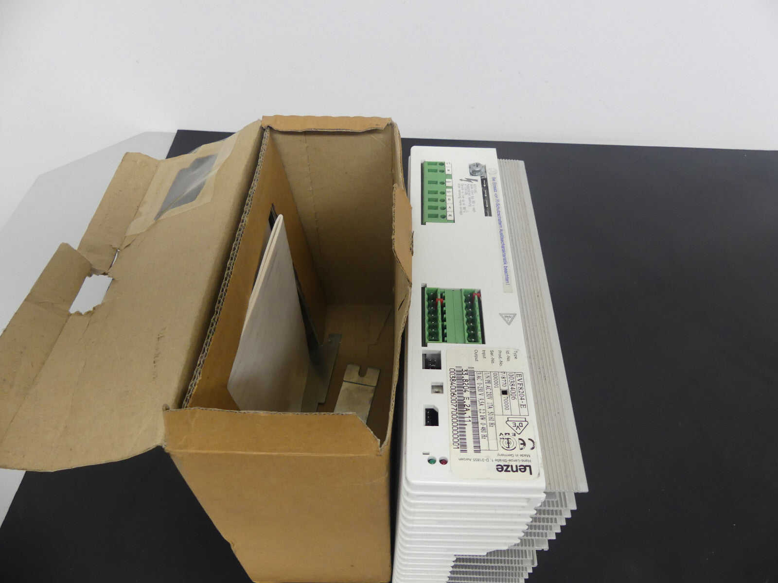 Lenze Frequenzumrichter EVF8204-E