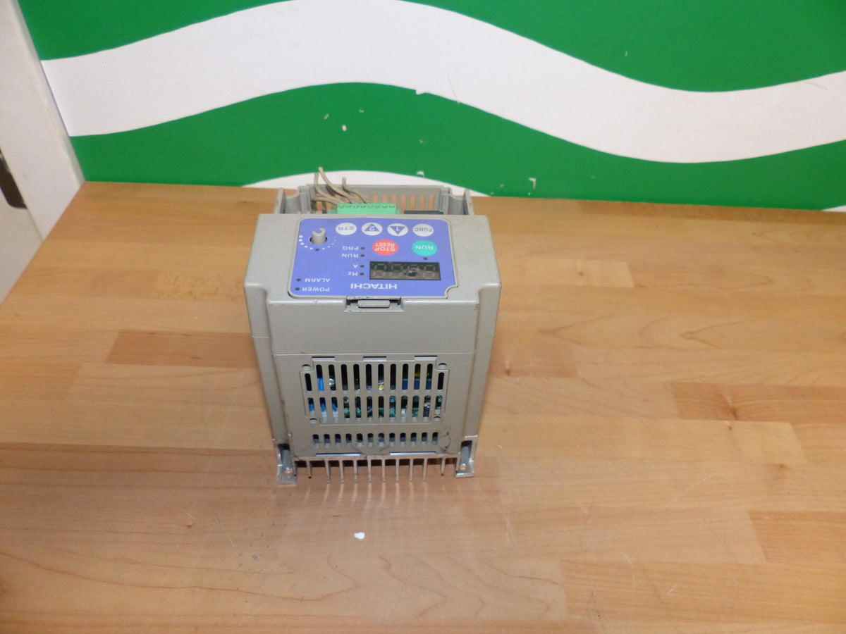 Hitachi SJ200-007NFE2 Frequenzumrichter onhe deckel  s.Bilder