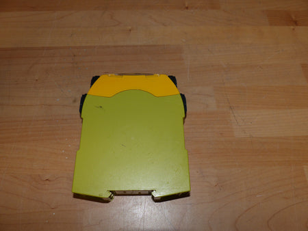 Pilz PNOZ s22 c 24VDC 2x3 n/o 1 n/c  ident.no:751132 s.Bilder