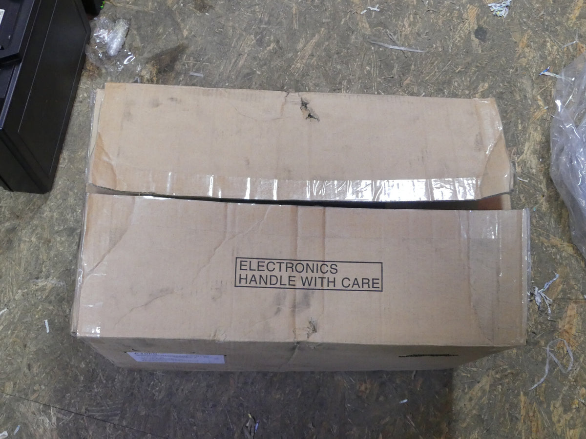 YASKAWA CIMR-AC4A0072AAA-0121  REV.A A1000 FREQUENZUMRICHTER 30/37KW DEFEKT s.B