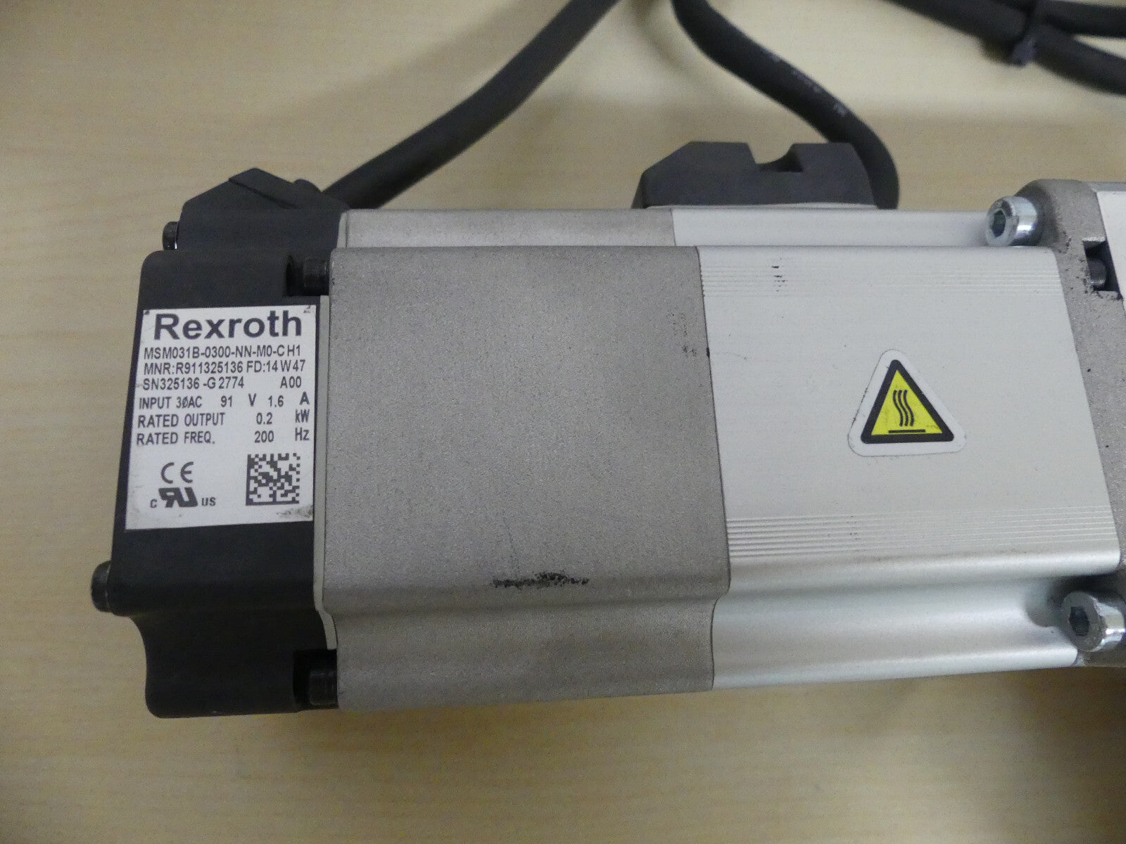 REXROTH MSM031B-0300-NN-M0-CH1 + NEUGART WPLE 60 i=8
