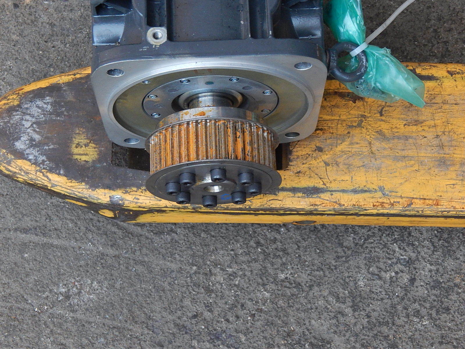 Siemens 3~Motor Servomotor 1PH8103-1FD12-0BF1 Used