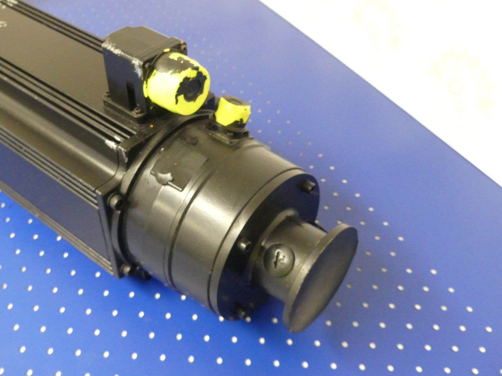 REXROTH MAC090C-0-GD-3-C/110B-B-2/S023