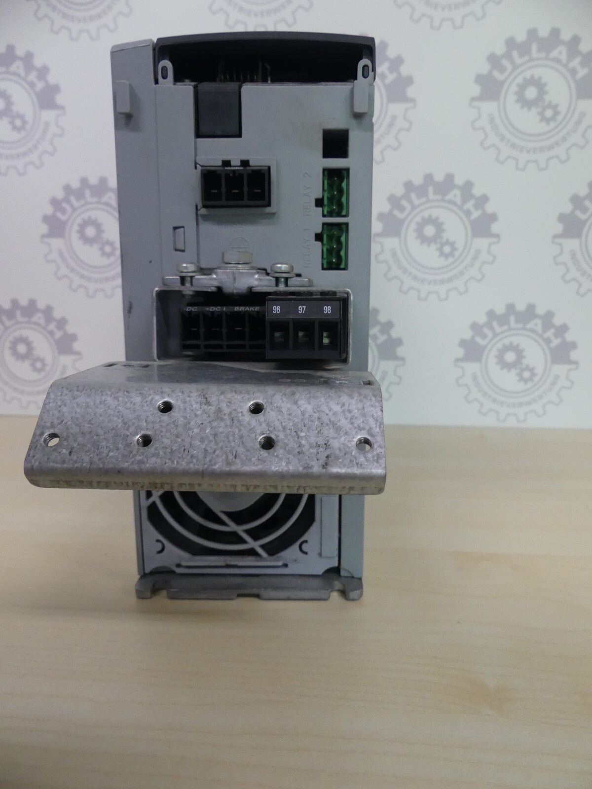 DANFOSS VLT HVAC Drive FC-102P2K2T4E20H1XGXXXXSXXXXAXBXCXXXXDX