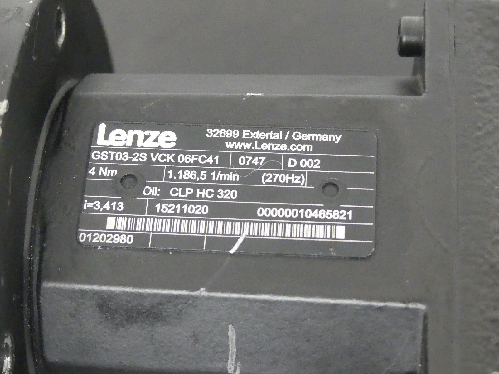 Lenze Servomotor  MCS 06F41-SRSB0-Z0B0-ST5S00N-R0SU mit Getriebe GST03-2S s.B