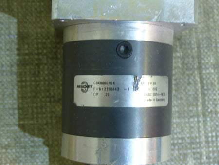 Schneider BMH0701T26A1A + Neugart GBX060020K