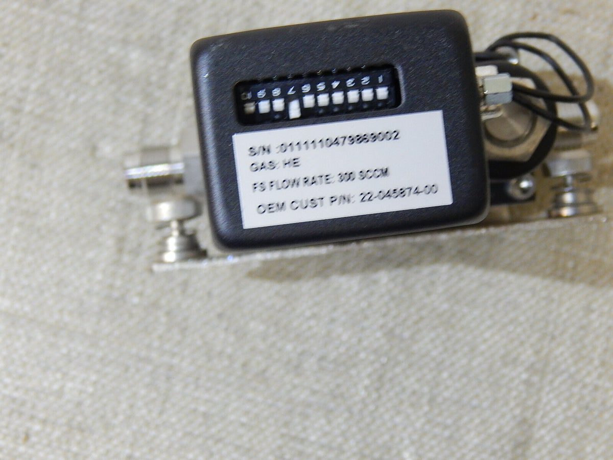 Emcore Brooks 5866  Pressure Controller  5866 RT Series Used