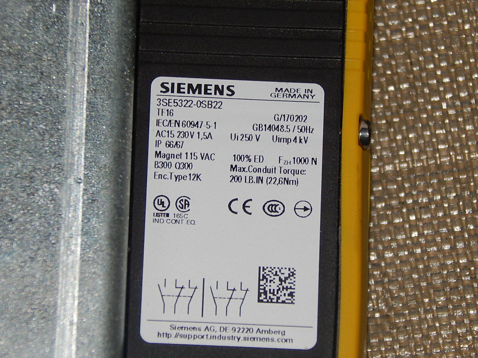 Siemens Sicherheits-Pos.-schalter 3SE5322-0SB22  used