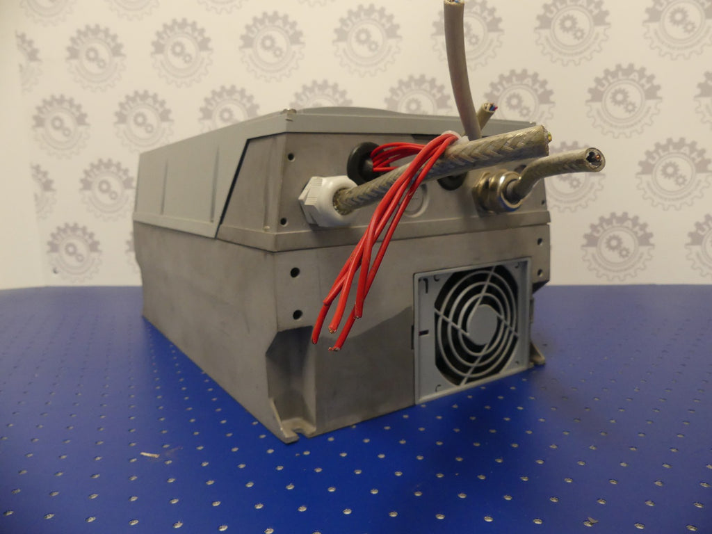 Frequenzumrichter FU Danfoss Aqua drive VLT 4.0 KW/T/C:FC.202P4K0T4E55H1XGX used