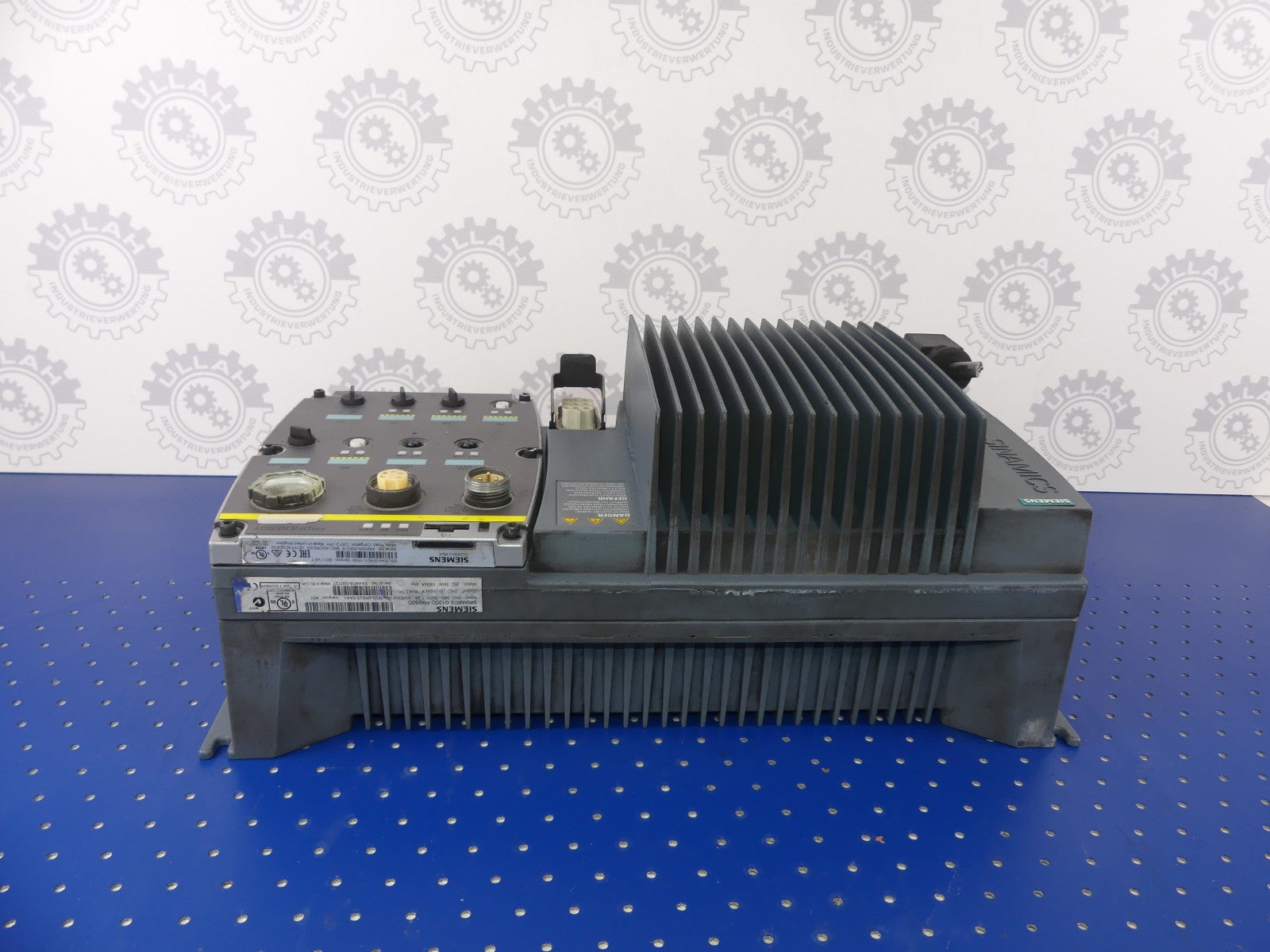 SIEMENS 6SL3525-0PE23-0AA1 + 6SL3544-0BF21-1FA0
