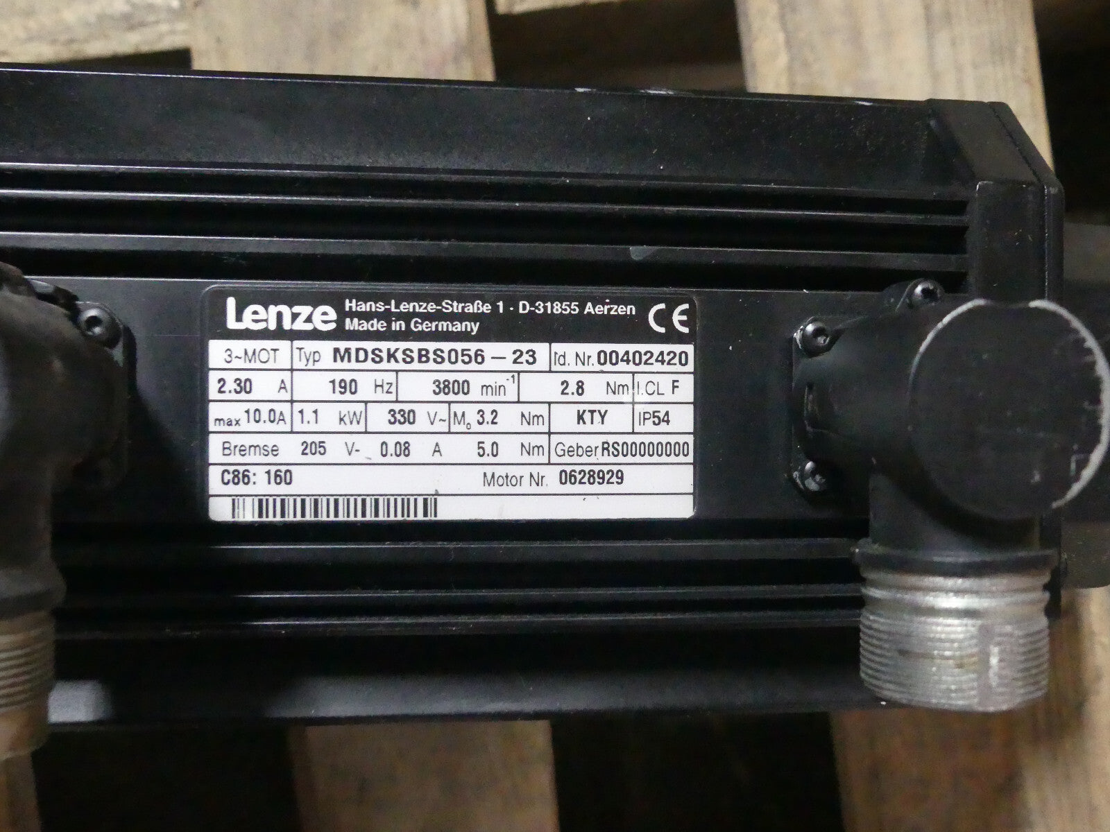 Lenze 3~Servomotor MDSKSBS056-23 inkl. Getriebe GKS05-3Y SAR 056 303 A
