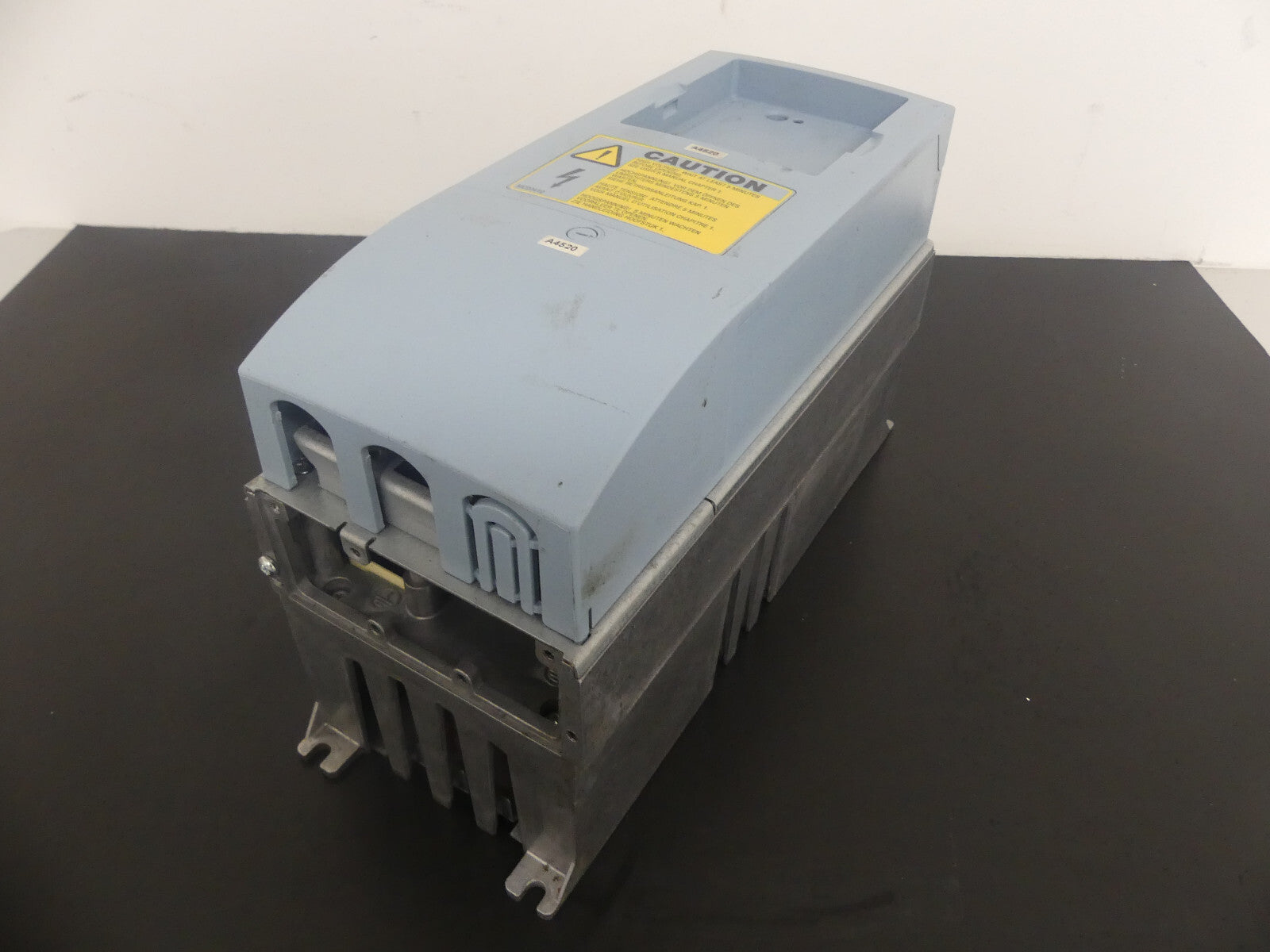 Vacon Frequenzumrichter NXS00075A2H1SSSA1A3000000
