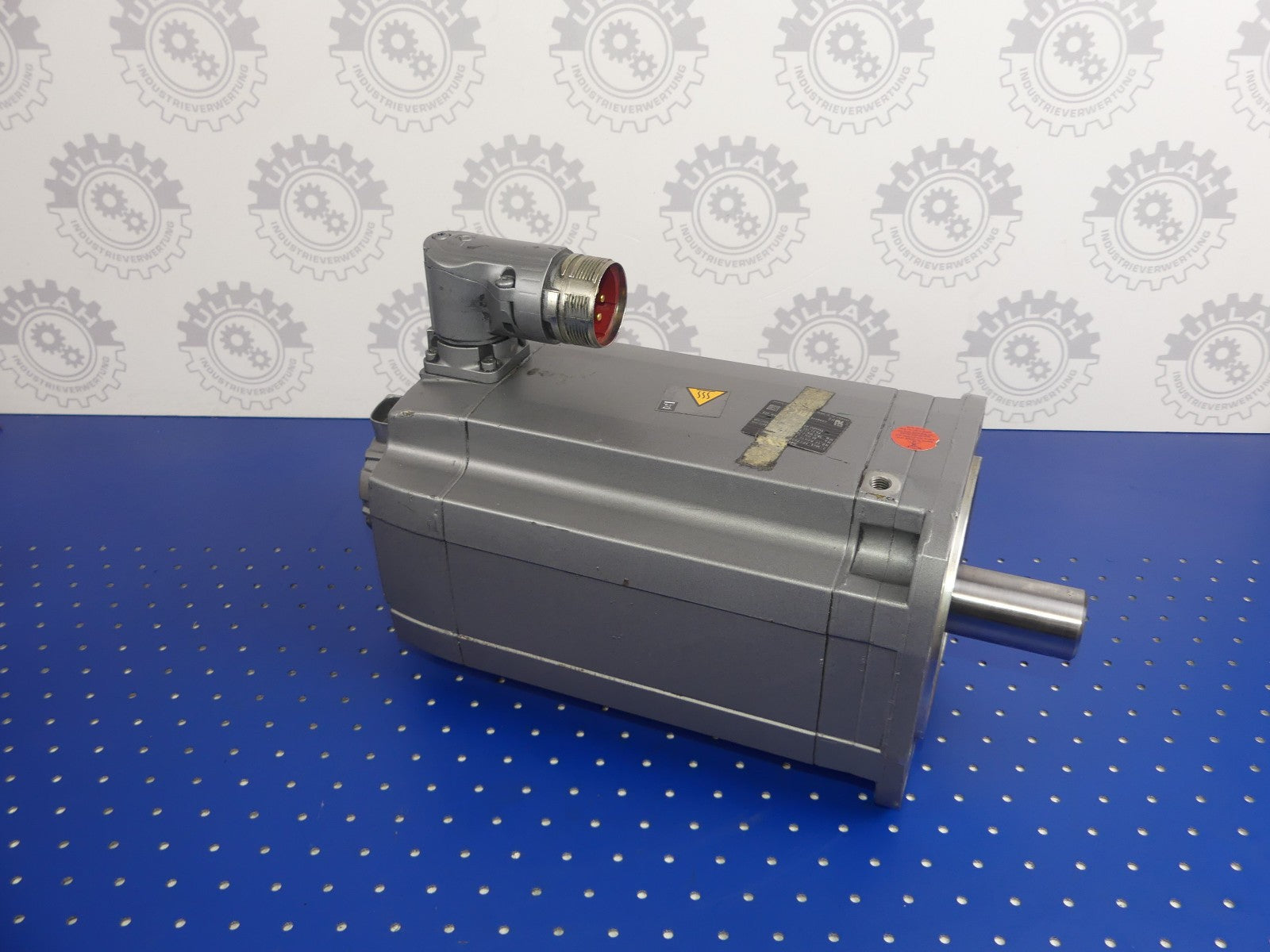 SIEMENS 1FT7086-1AF71-1BG1 SERVO MOTOR