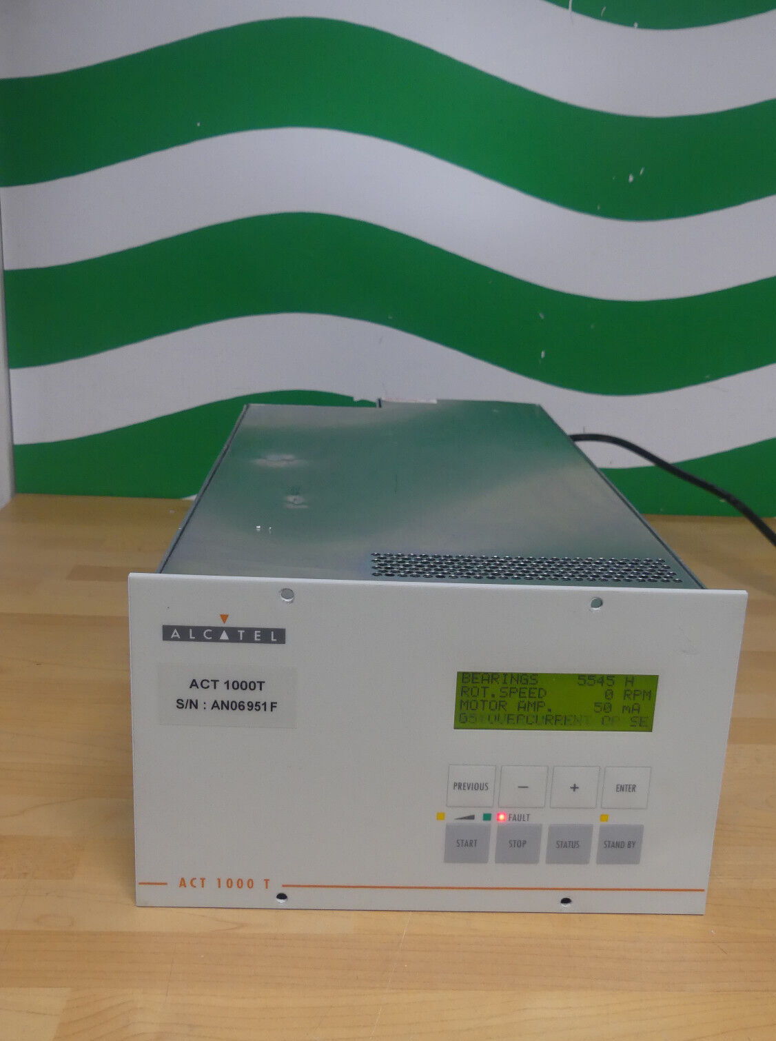 ALCATEL ACT 1000 T Turbomolecular Pumpe Kontroll Leicht Beschädgit s.Bilder