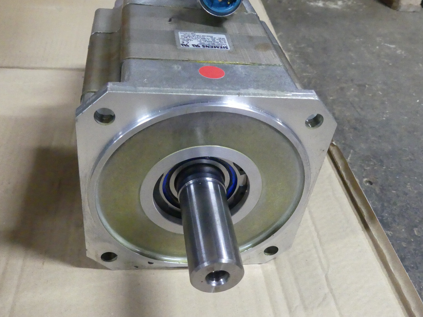 Siemens 1FK61038AF711EH0   1FK6103-8AF71-1EH0 Servomotor