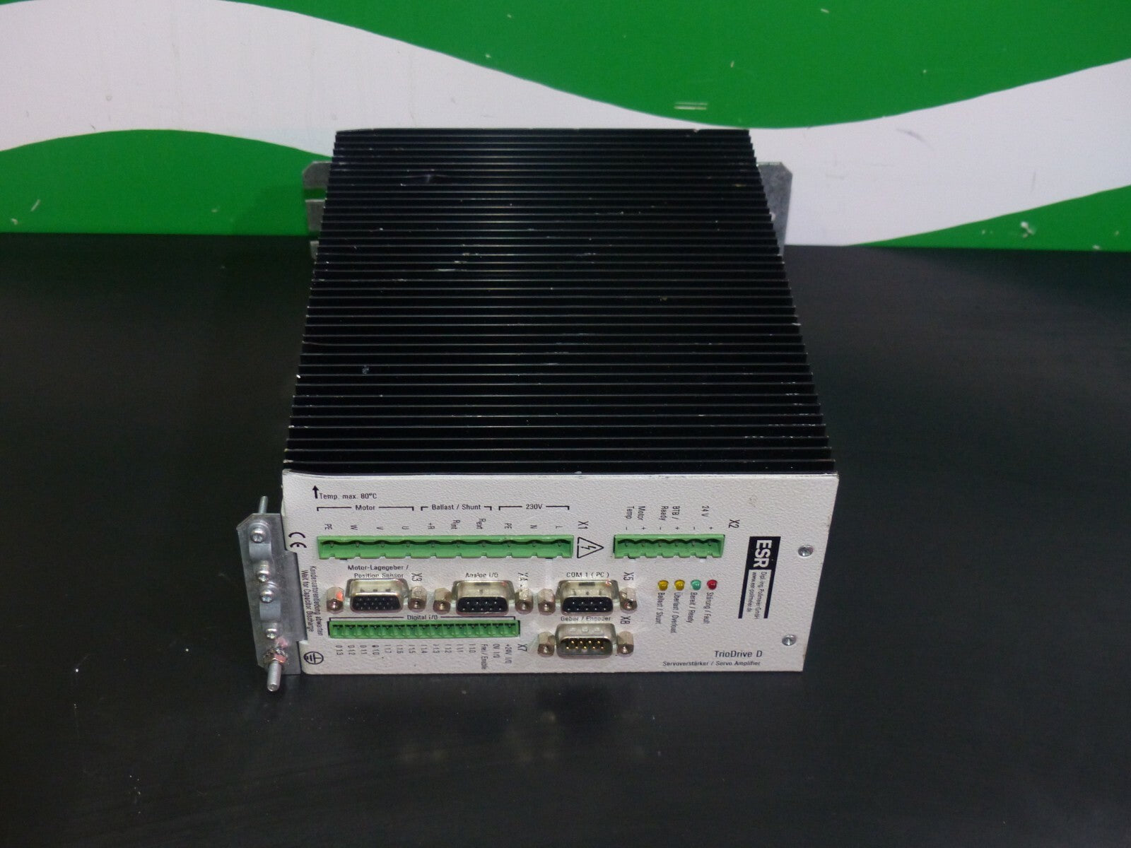 ESR TrioDrive D // B2-RA-A1-F5