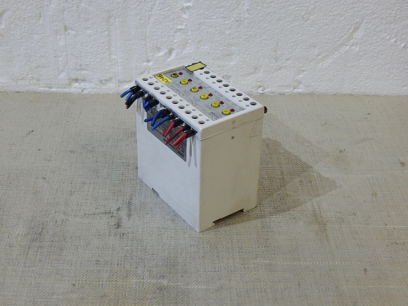  DSL - electronic LR5500-G001 Spannungsschutzrelais LR5500G001 used s.Bilder