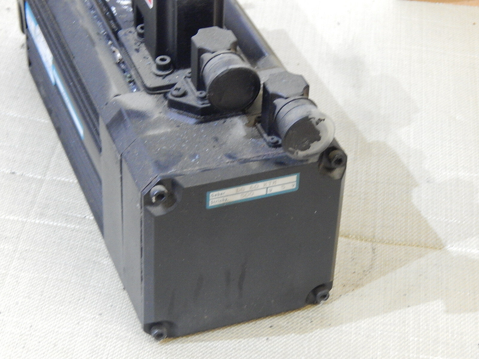  SERVOMOTOR GS56-L //  GS 56 L  2,3KW  3000RPM BAUMÜLLER  Art-Nr.258044