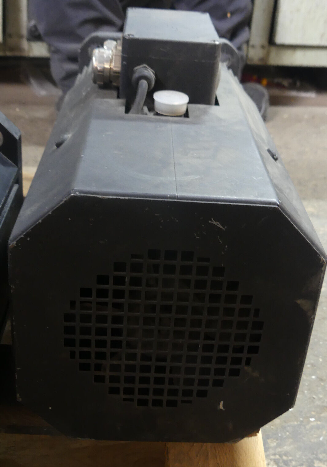 AMK  DV10-45-4LF