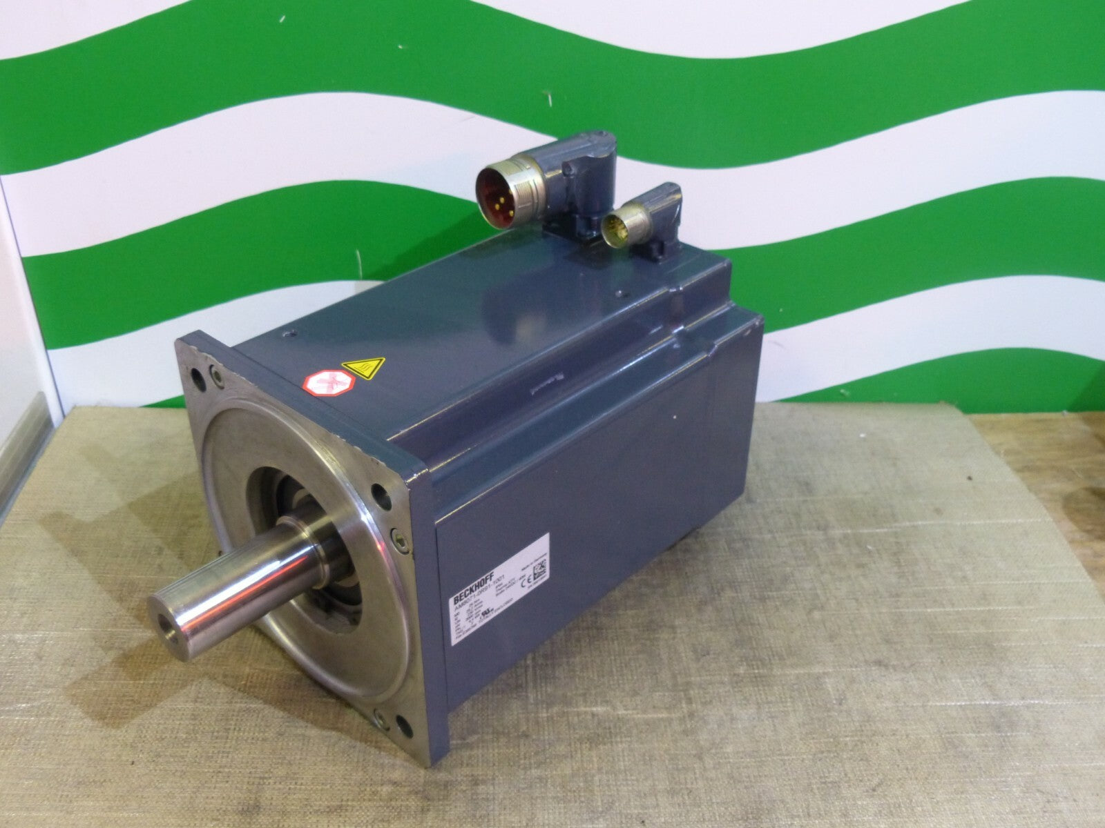 Beckhoff AM8071-0R91-101