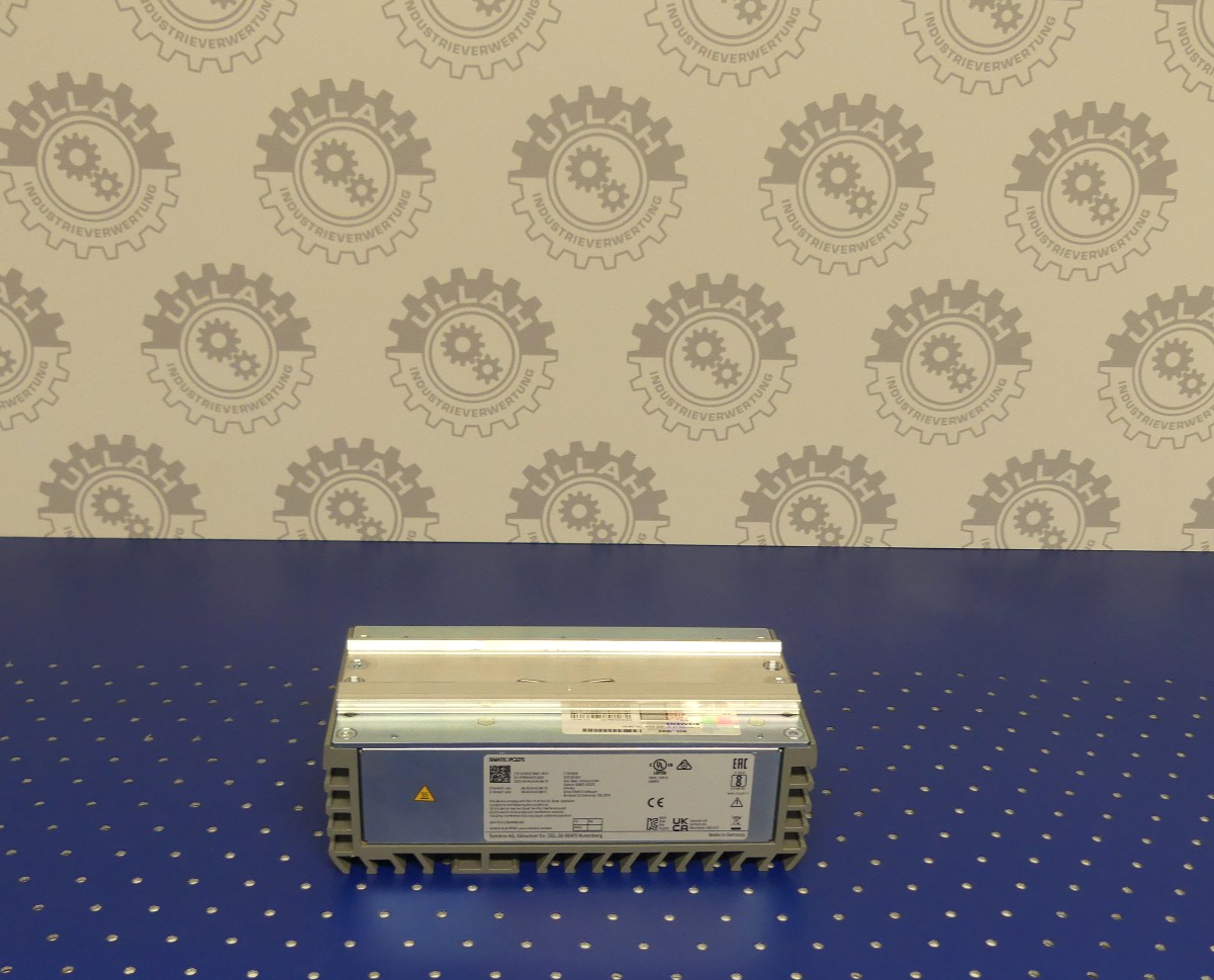 SIEMENS SIMATIC IPC227E  Nanobox PC  6ES7647-8BA11-8CA1