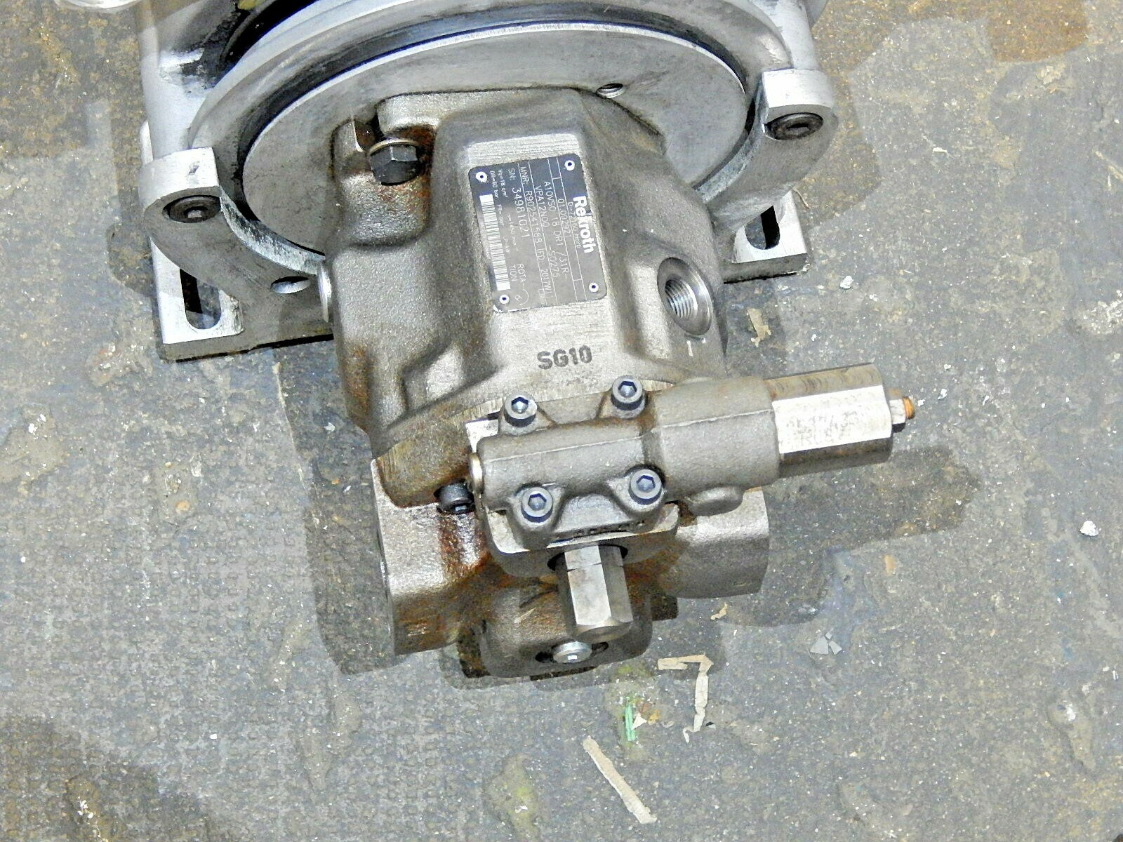 Rexroth  A10VSO 18 DR1/ 31R-VPA12N00-SO275 //A10VS0 18R1/31R-VPA12N00-S0275  3KW