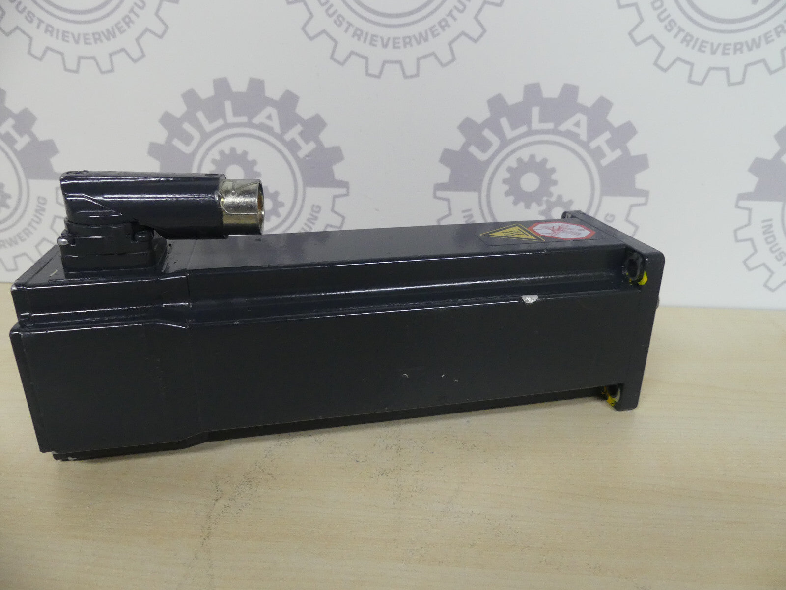 BECKHOFF AM8023-OEH1-0000