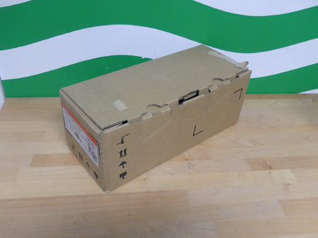 Beckhoff AM8121-0F21-0000 NEU