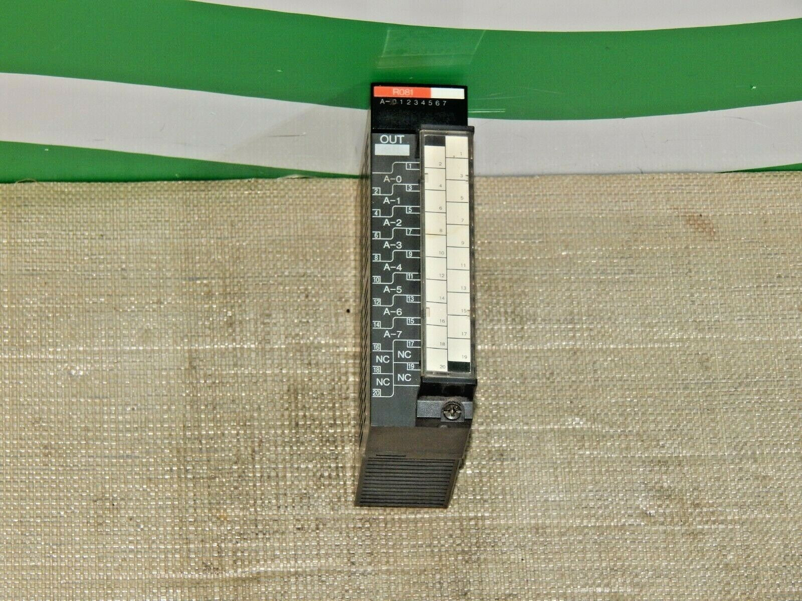 Idec Izumi R081 // PF3S-R081 PF3SR081