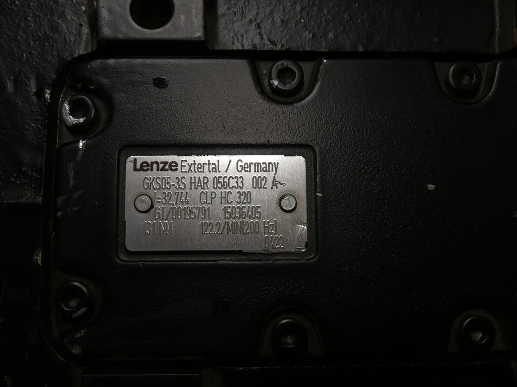 Lenze 3~Servomotor MDSKSRS056-33  inkl. Getriebe GKS05-3S HAR 056C33  002 A