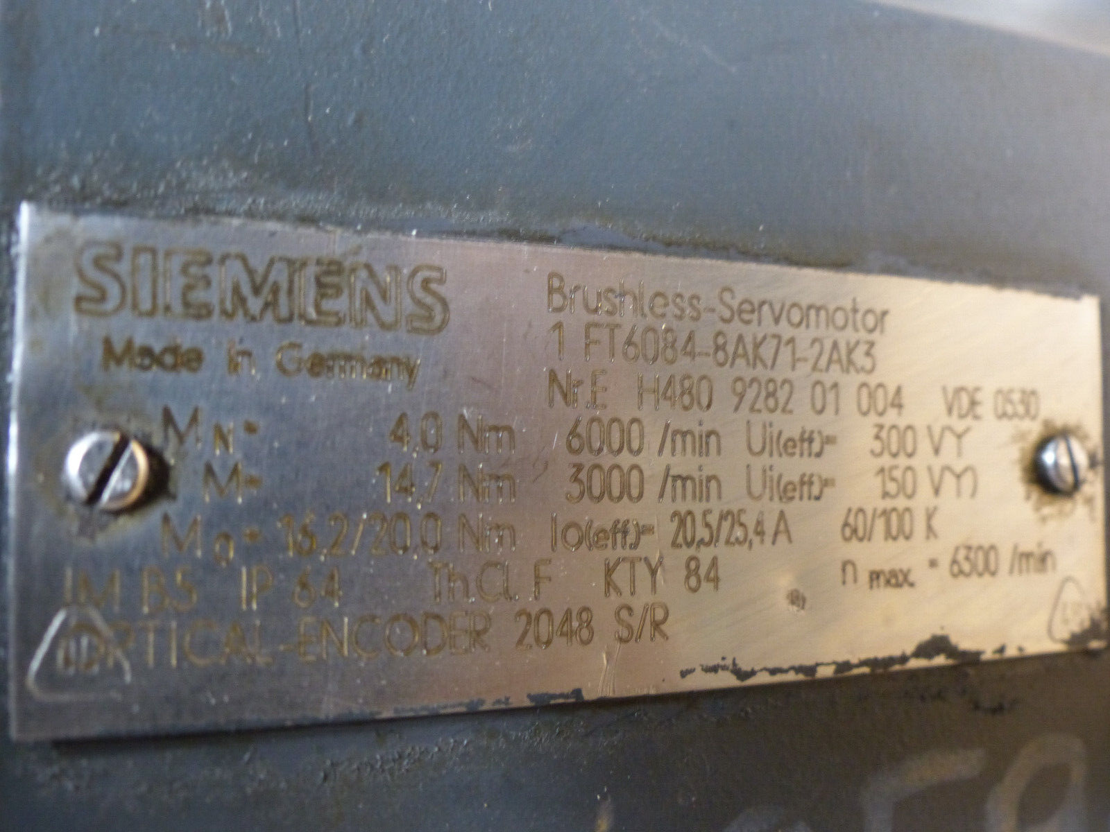 SIEMENS 1FT6084-8AK71-2AK3 SERVOMOTOR used