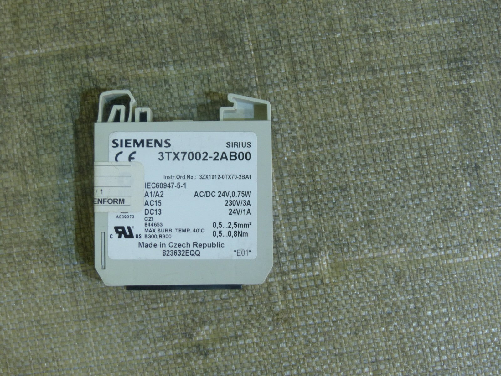 Siemens 3TX7002-2AB00