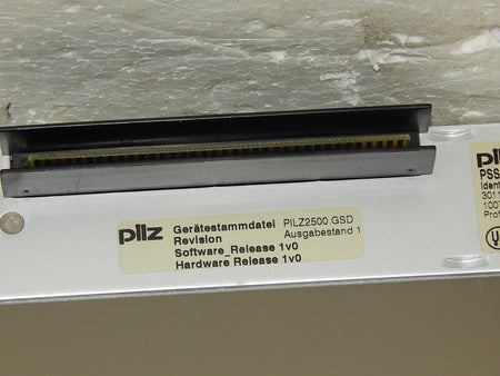 Pilz PSS DP-S Profibus DP Slave Ident.No 301151 Version 1.2 used
