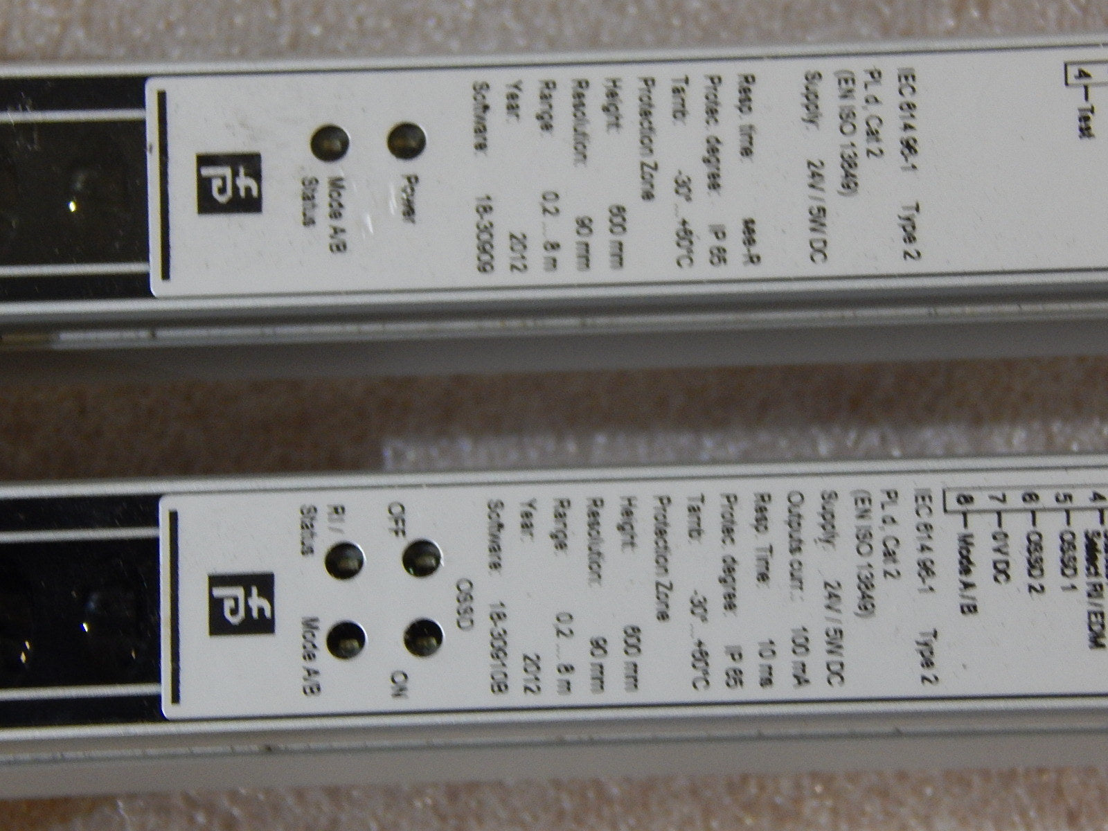 Pepperl + Fuchs  SLCT90-600-T + SLCT90-600-R  s.Bitte Bilder