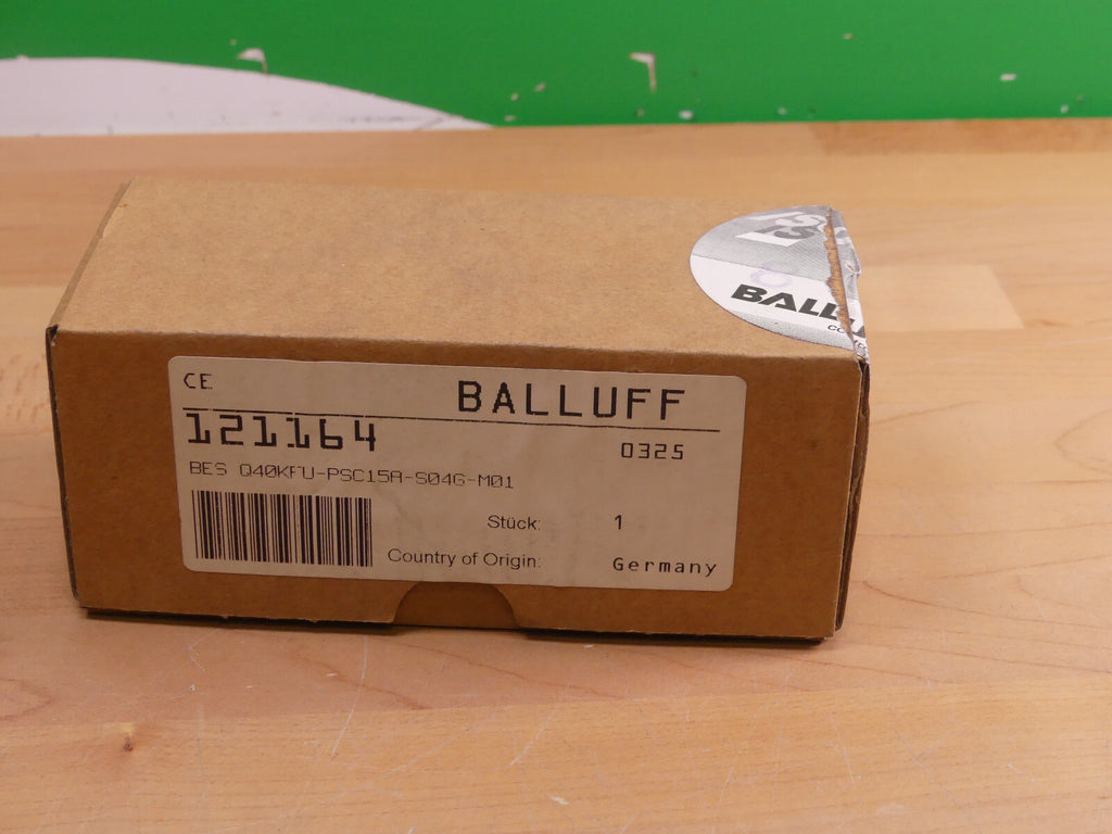 Balluff Induktiver Sensor  BES Q40KFU-PSC15A-S04G-M01