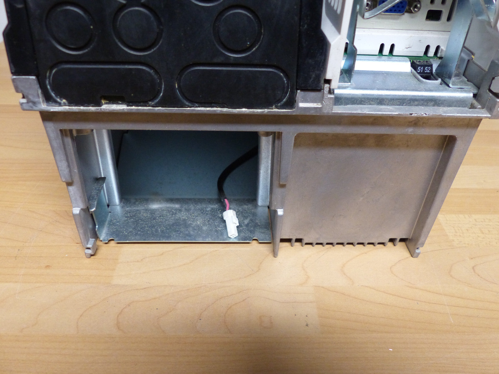 Nidec CONTROL TECHNIQUES UNIDRIVE M700-064 00350A 18.5kW  onhe deckel s.Bilder